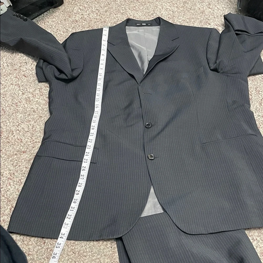 Hugo boss mohair wool Gray Pinstripe Suit Jacket & Trousers - Picture 8 of 12